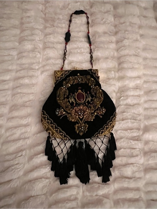 Mary Frances Handbags - Vintage Victorian Art Deco Mary Frances Black Embroidered Fringe Evening Bag